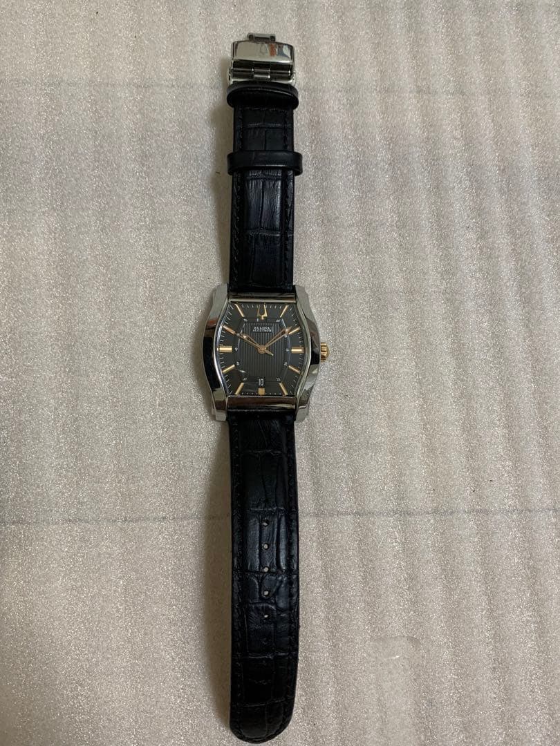 BULOVA SWISSMADE 腕時計 65b146 seiko orient