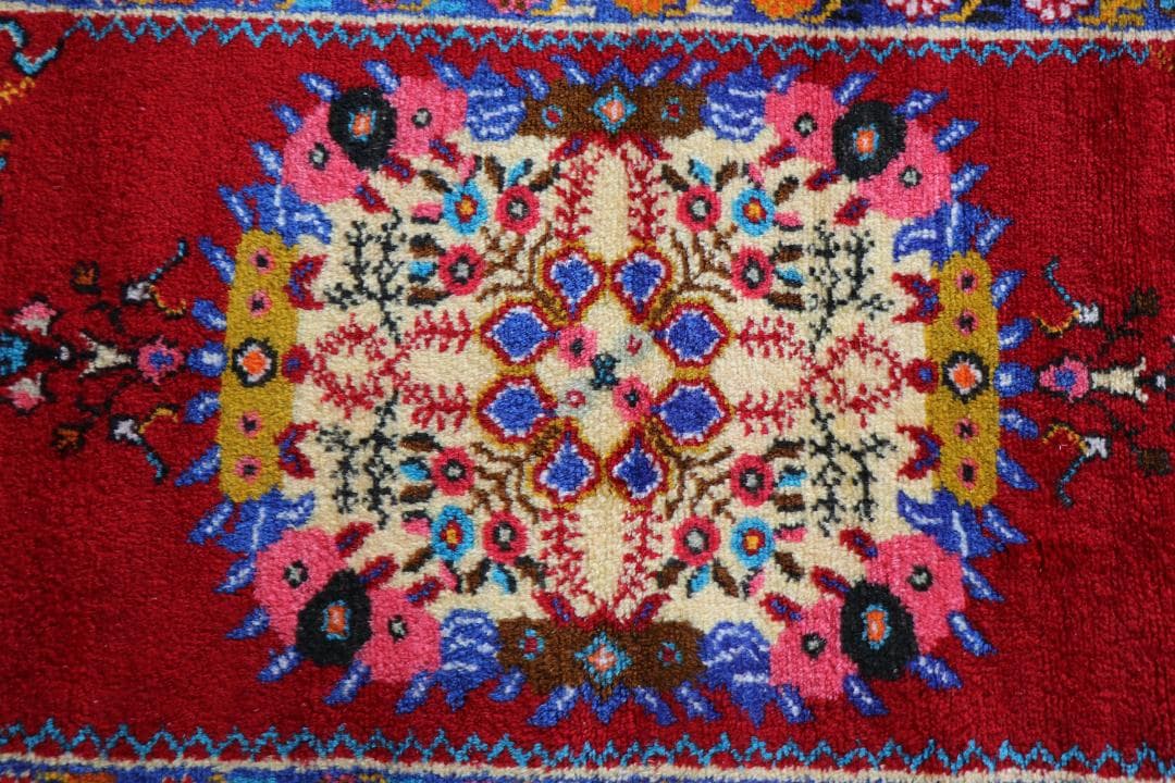 ＜１点物＞　ヴィンテージ　ギュネイ　ラグ 　１５７× ７７ cm