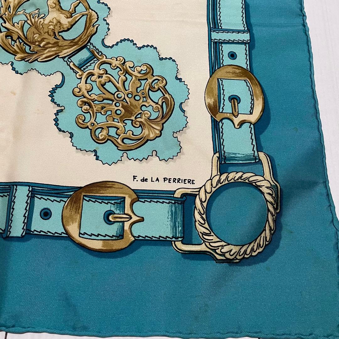 【人気動物柄】HERMÈS シルクスカーフ Cuiveries