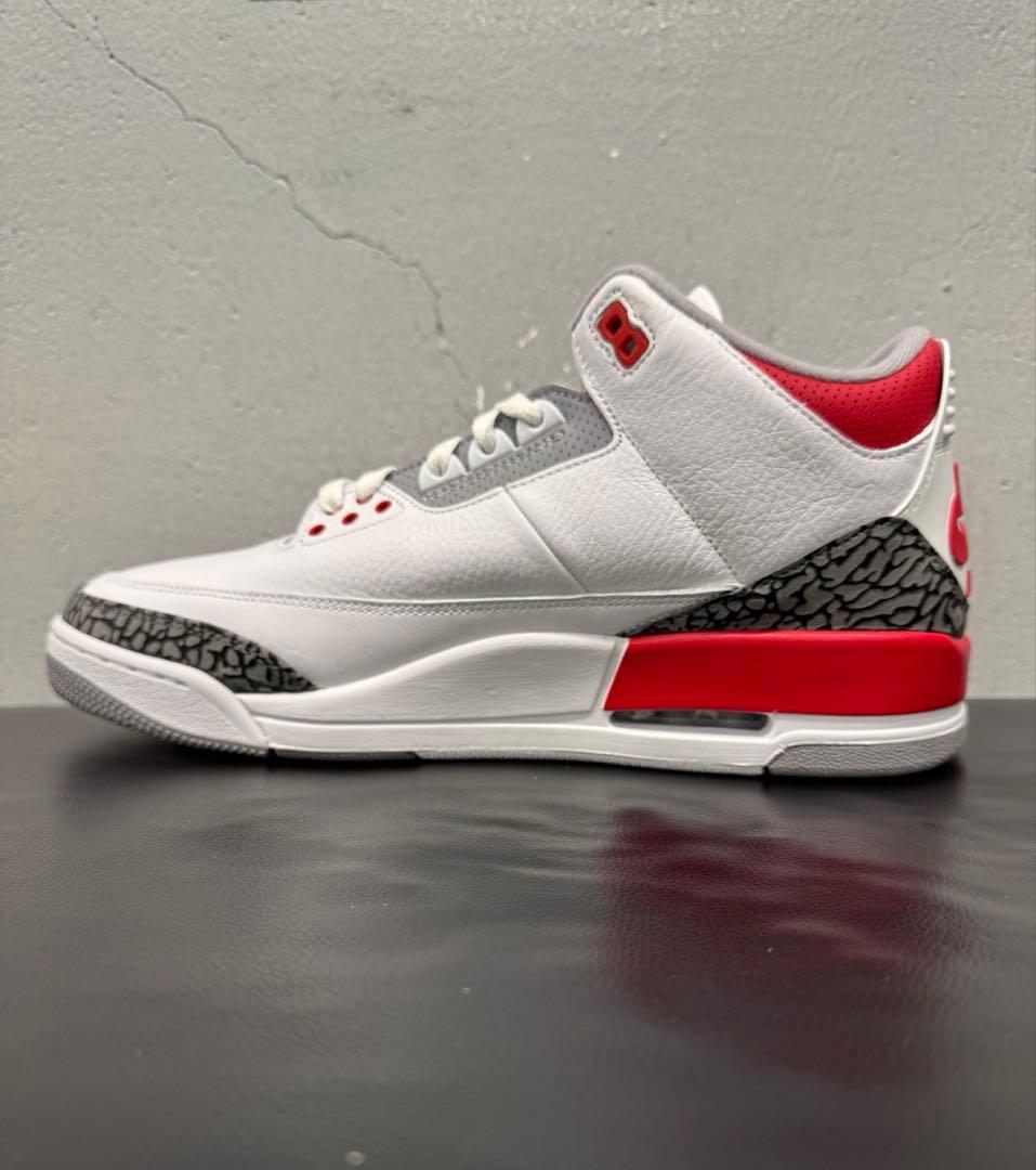 NIKE AIR JORDAN 3 RETRO “Fire Red” 2022