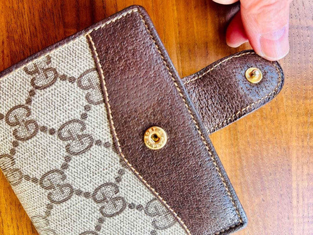 【美品】GUCCI Shelley Line 二つ折り財布