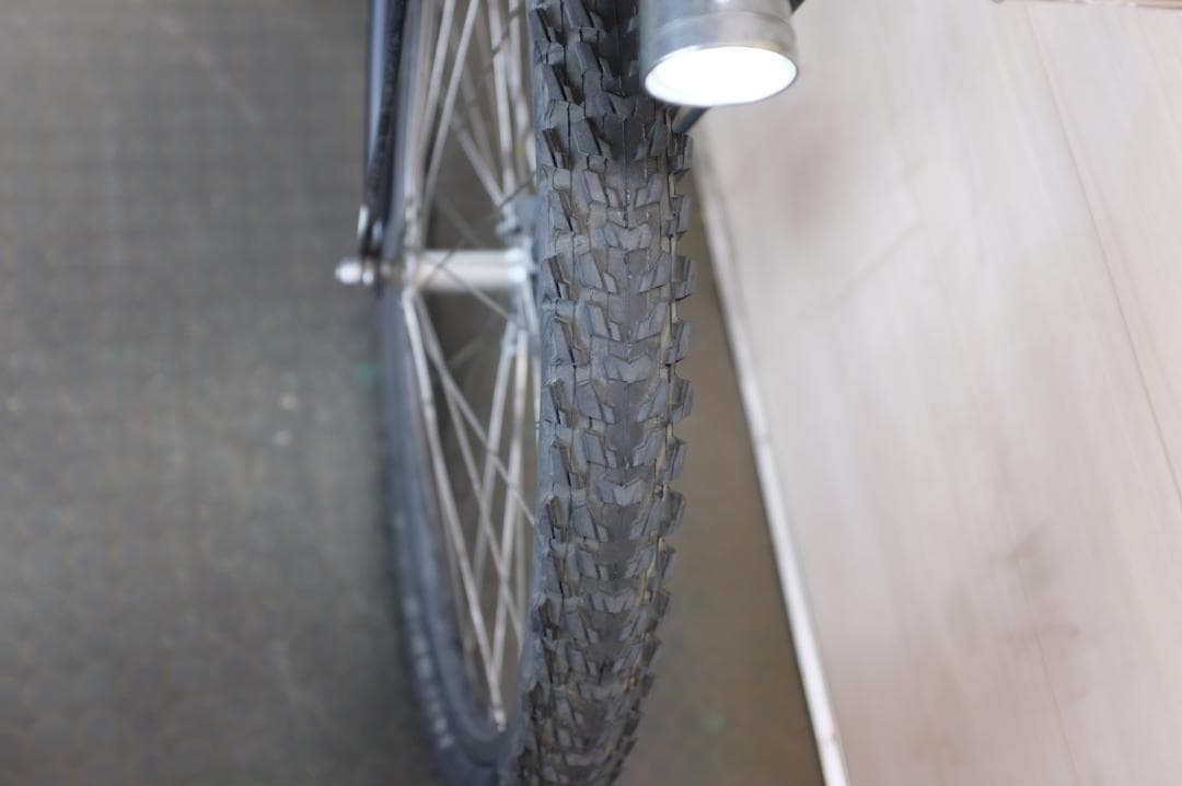 【ia】期間限定セール価格にて販売中 BS アシスタ3段　8.9Ah充電器あり