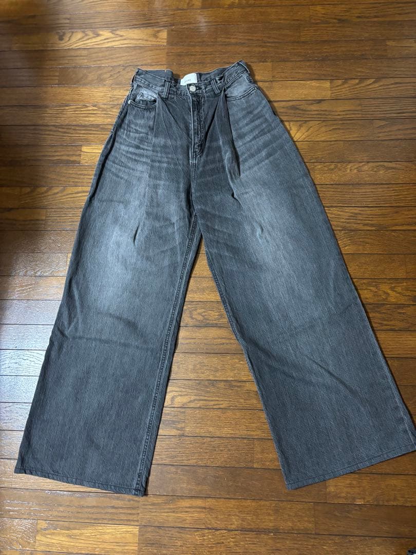 SuzuHirose×CLANE TUCK WIDE DENIM PANTS