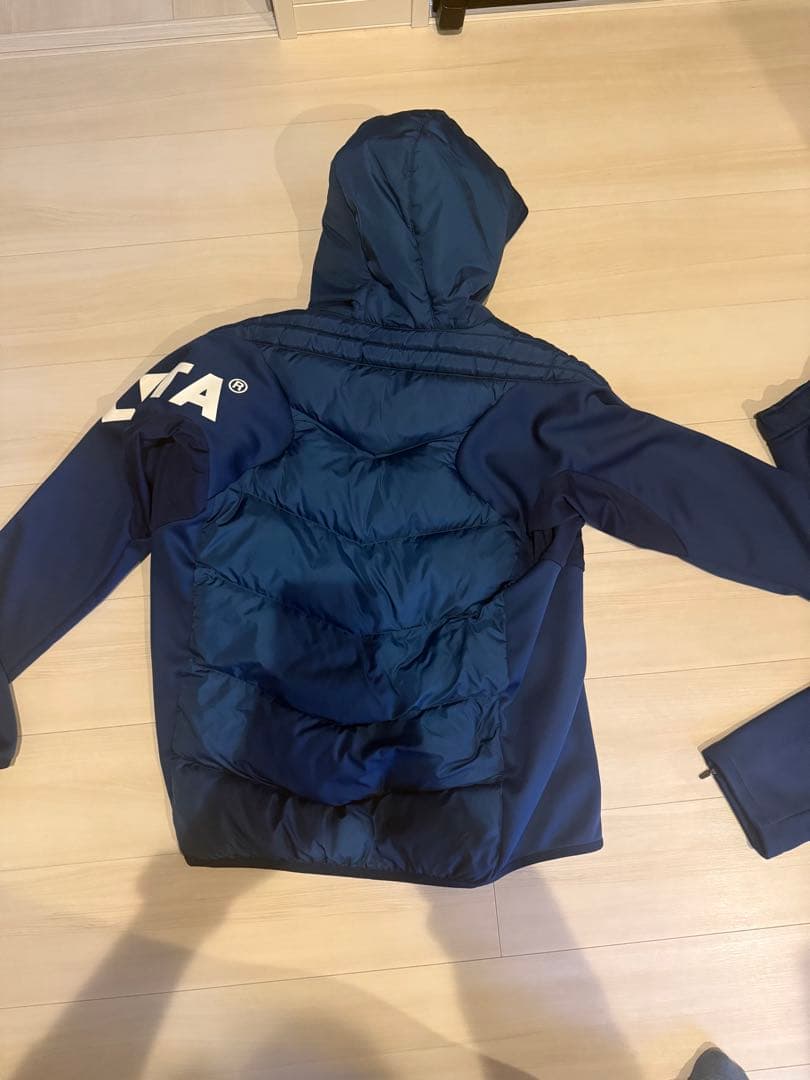 ATHLETA ピステ・ウィンドブレーカー セット ネイビー