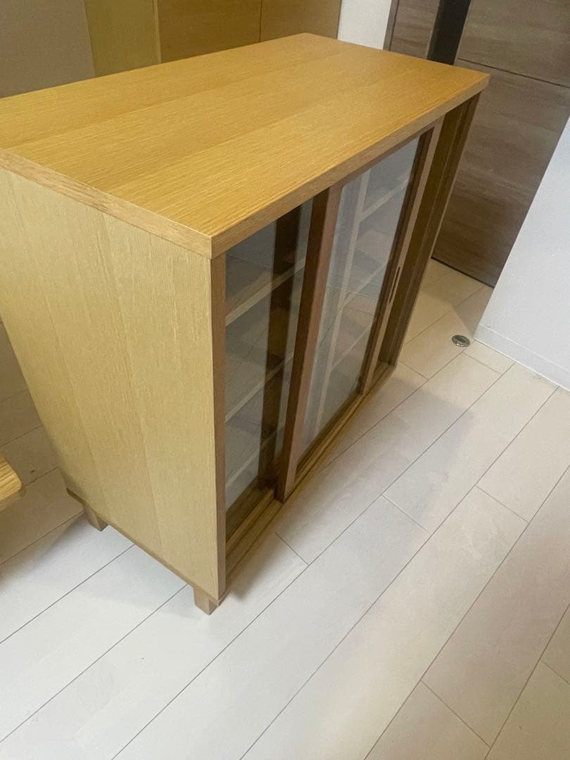 無印良品　ガラス扉食器棚(引戸)