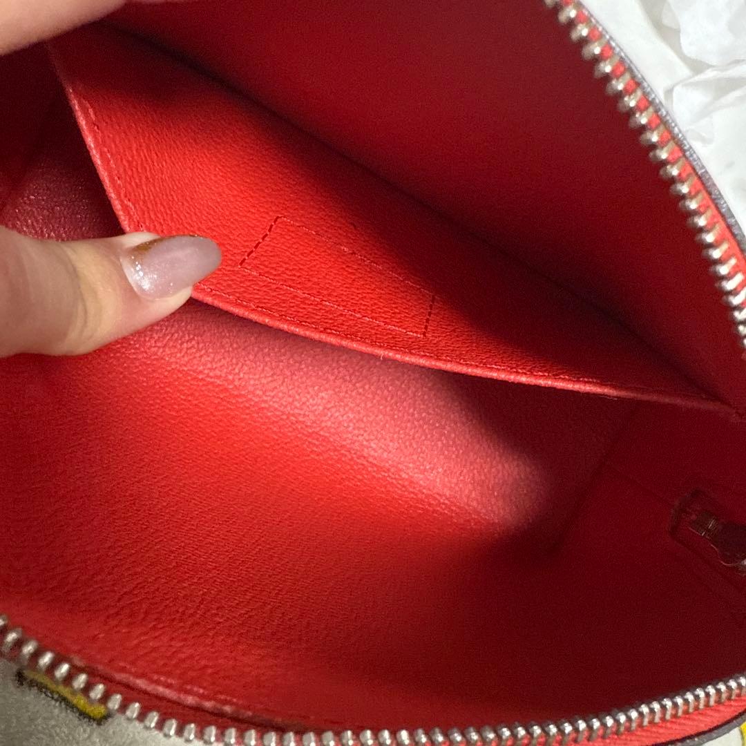 Louis Vuitton エピレザー ポーチ レッド