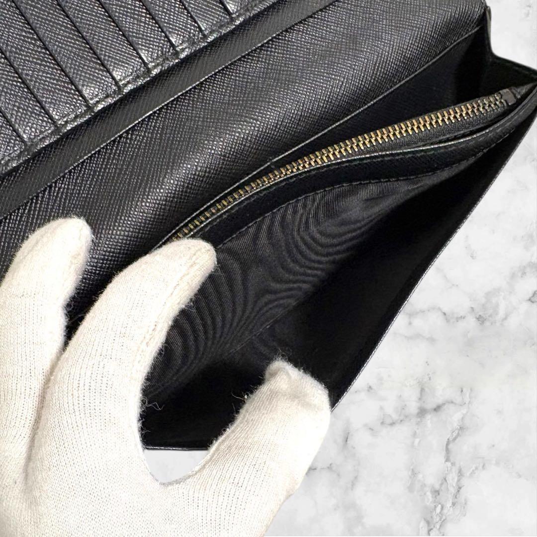 美品✨PRADA プラダ 長財布 二つ折り財布 サフィアーノ ブラック 黒