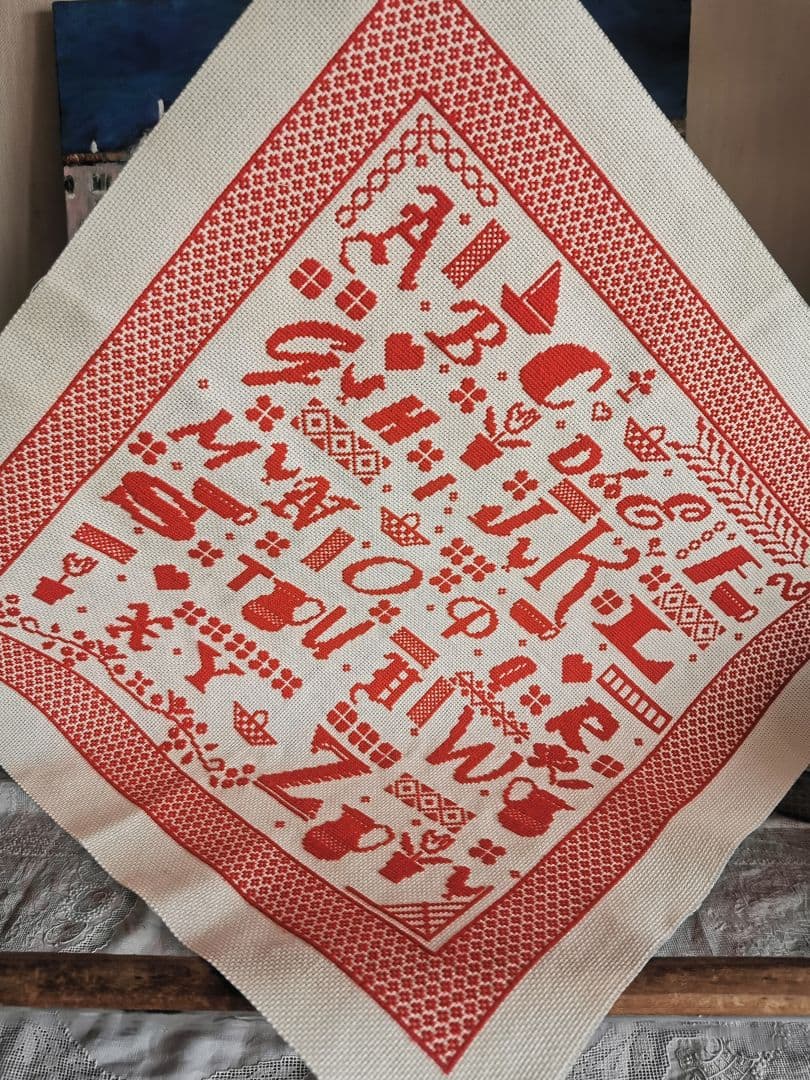 アンティークフランス マルチ文字体 カップポット植木鉢 ✜枠 赤糸刺繍サンプラー