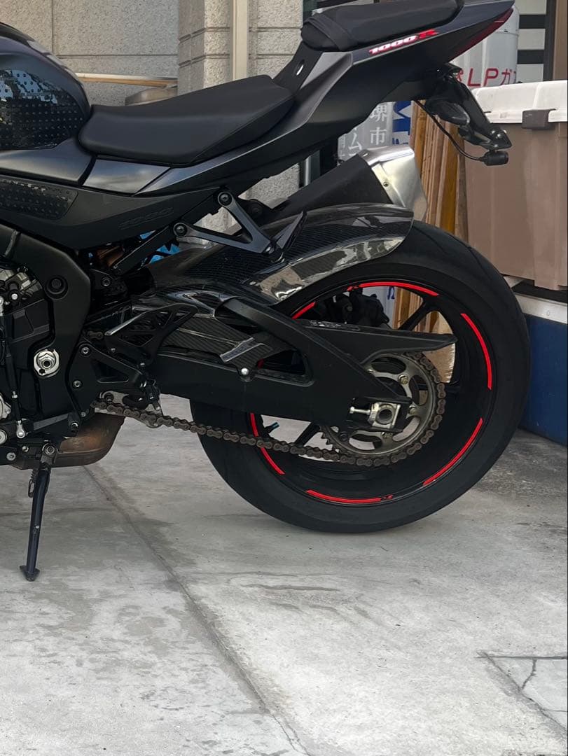 GSX-R1000R SPEEDRA カーボン ブラック リアフェンダー