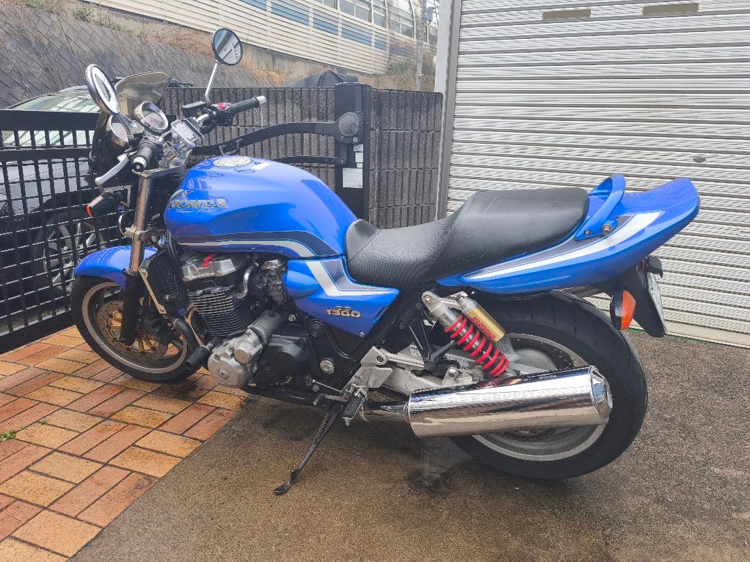 美品 ホンダ CB1300SF SC40 デイトナ コージー　ローダウンシート