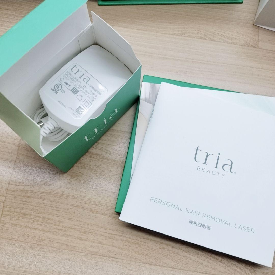ほぼ未使用品⚡️付属品完備 トリア パーソナルレーザー 4X Tria 脱毛器