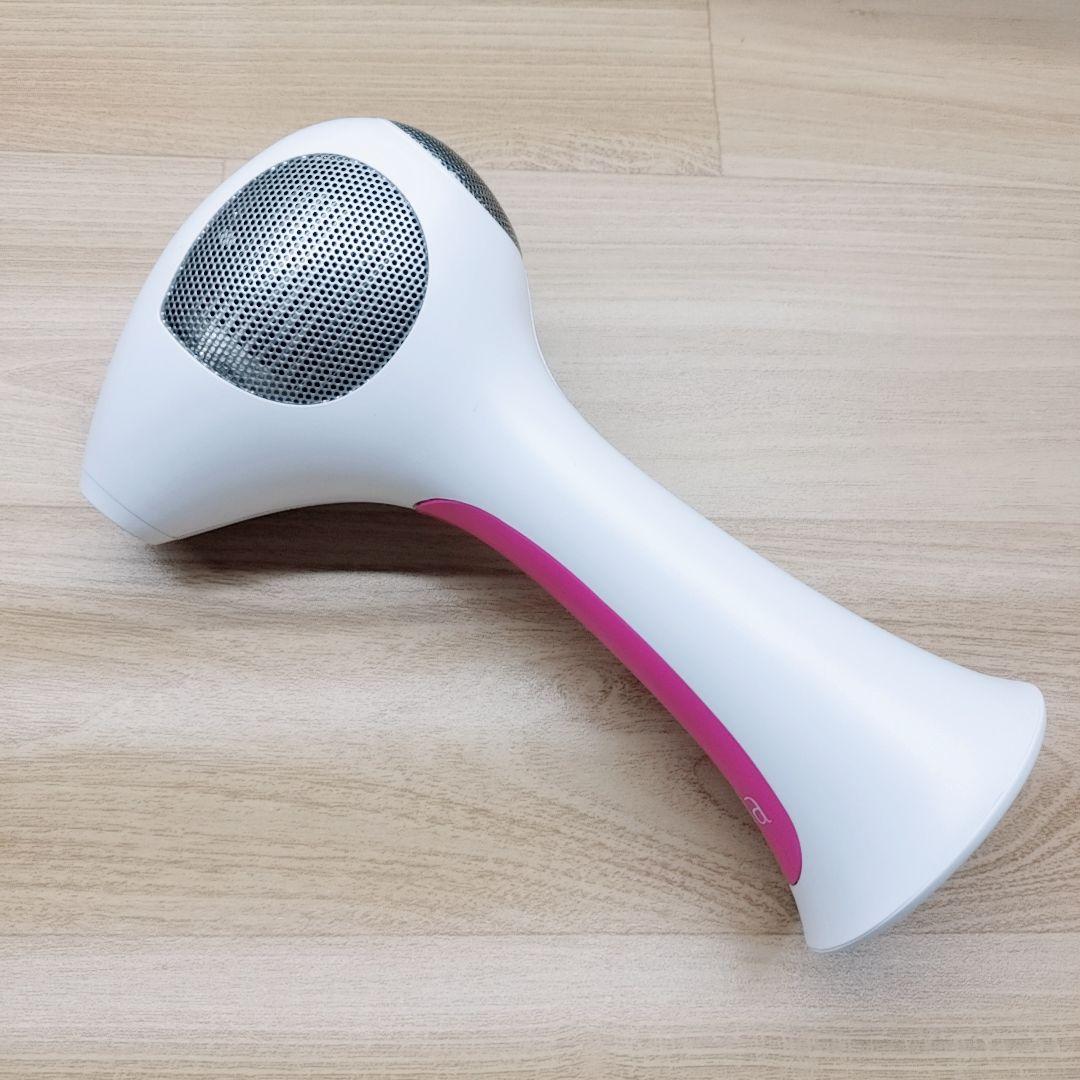 ほぼ未使用品⚡️付属品完備 トリア パーソナルレーザー 4X Tria 脱毛器