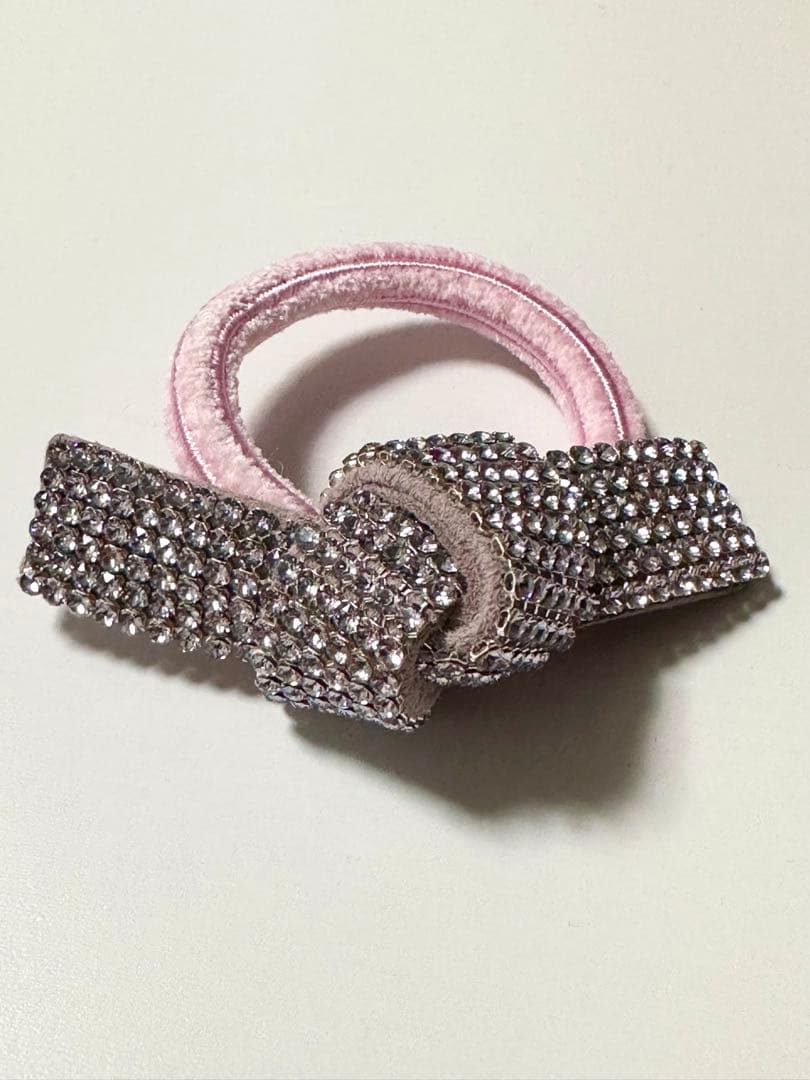 acca リボンゴム ピンク（ストーンは薄ピンク）