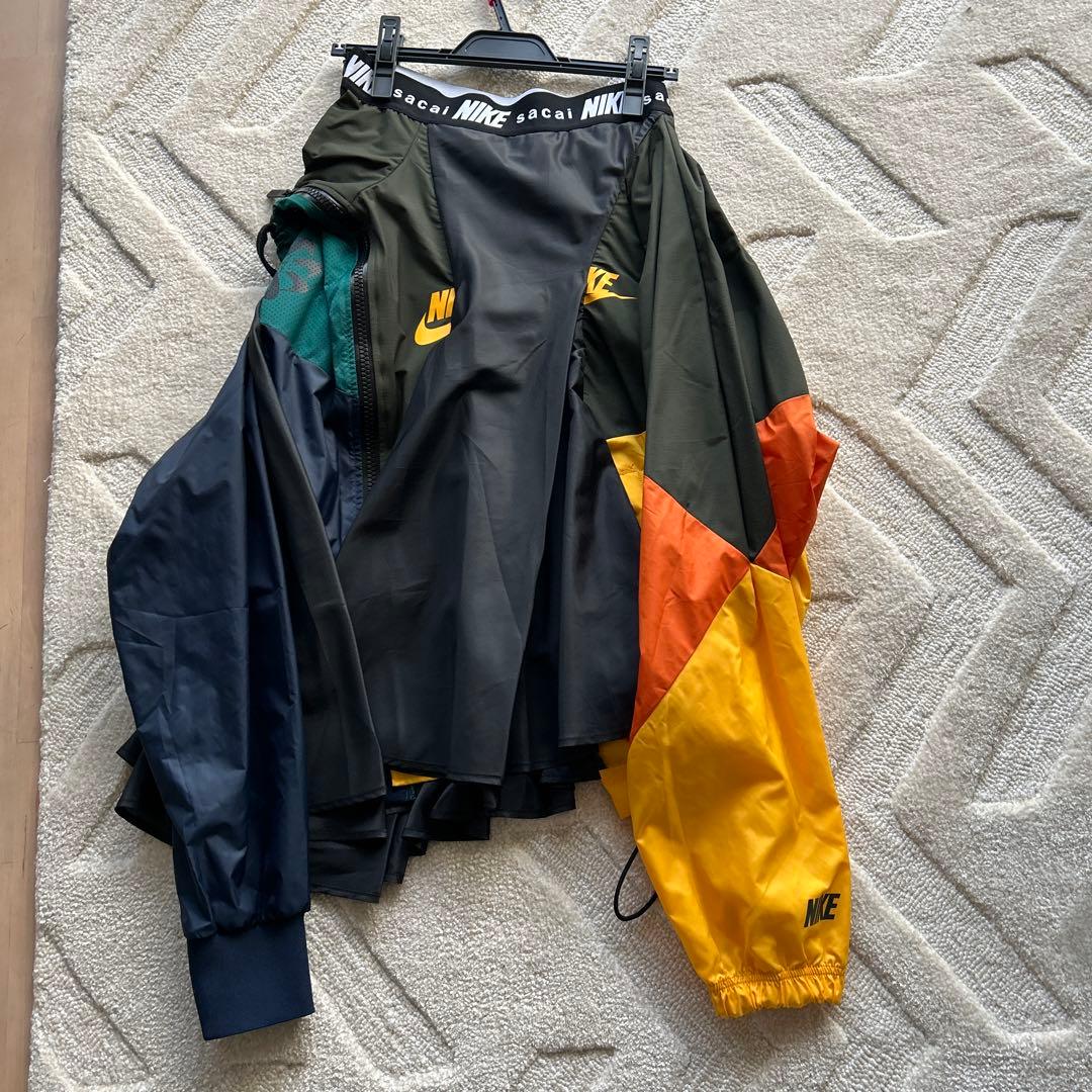 ナイキ x sacai スカート　新品タグ付き未使用品　サイズS