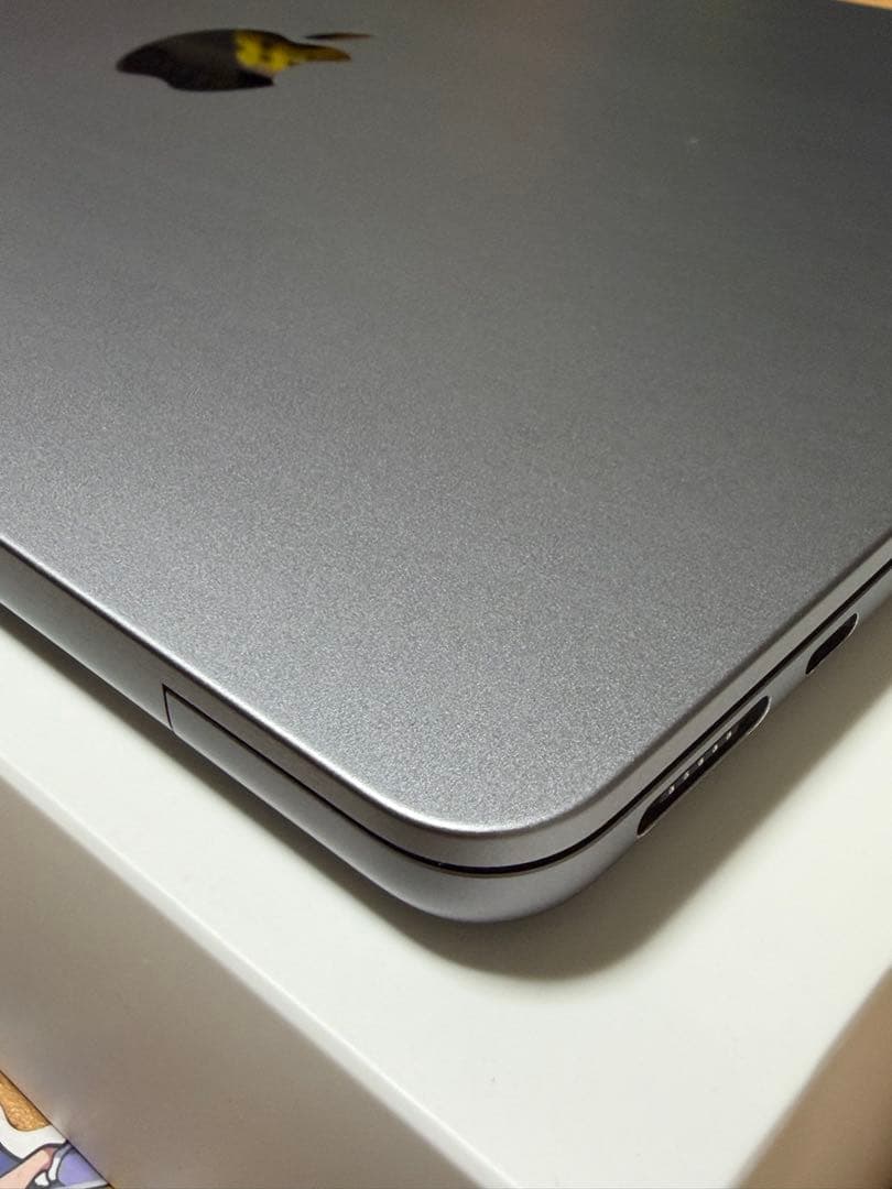 MacBook Air (M2, 2022) 8GB SSD256GB13インチ