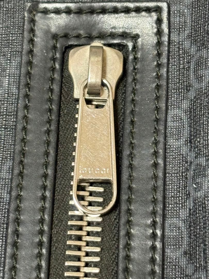 GUCCI グッチ ボディバッグ ショルダーバッグ GGスプリーム