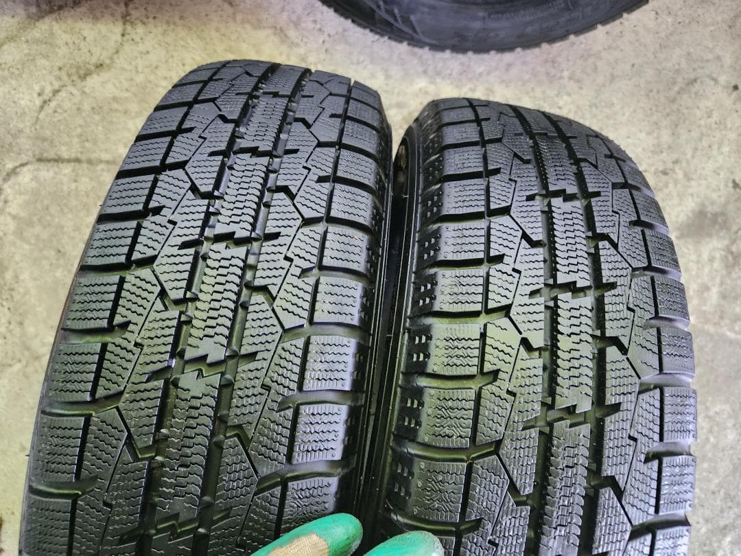 送料込☆2023年製 TOYOトーヨー タイヤ 165/70R14日本製☆4本