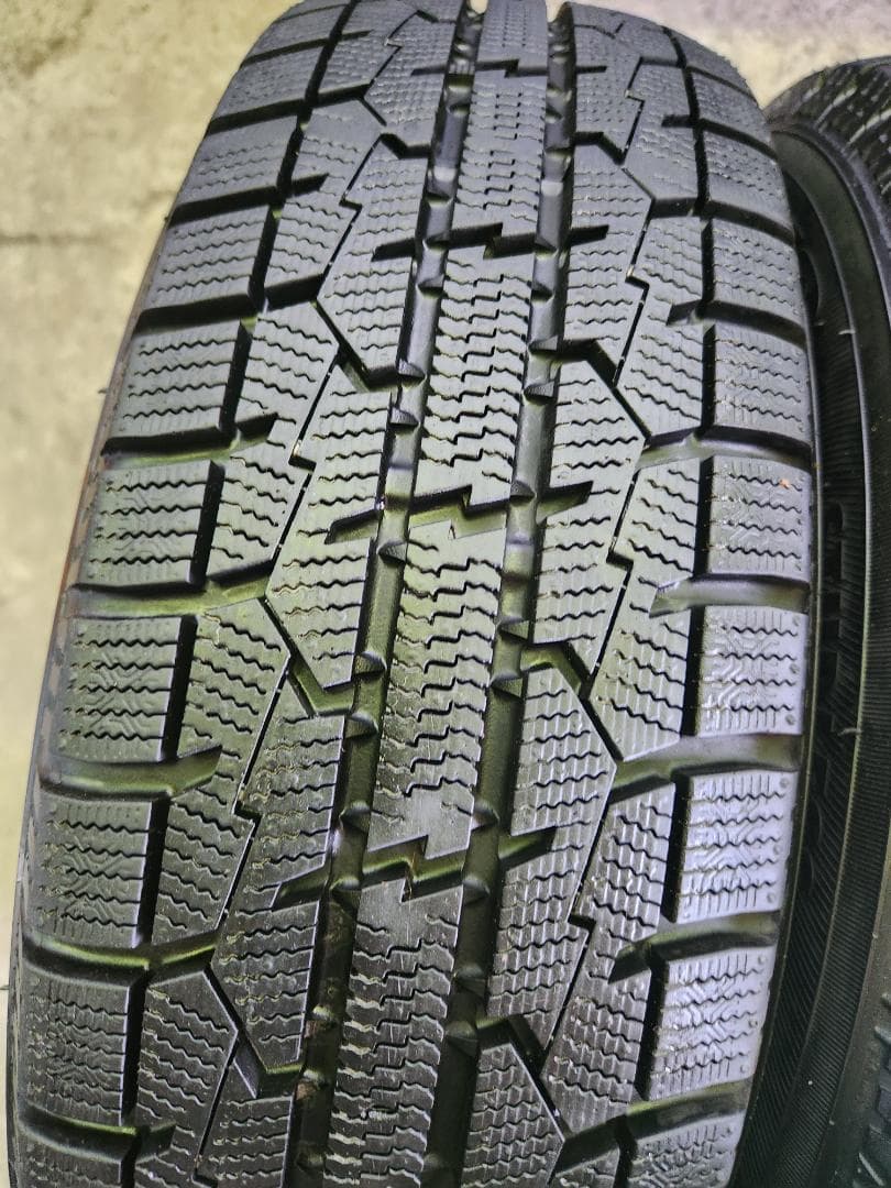 送料込☆2023年製 TOYOトーヨー タイヤ 165/70R14日本製☆4本