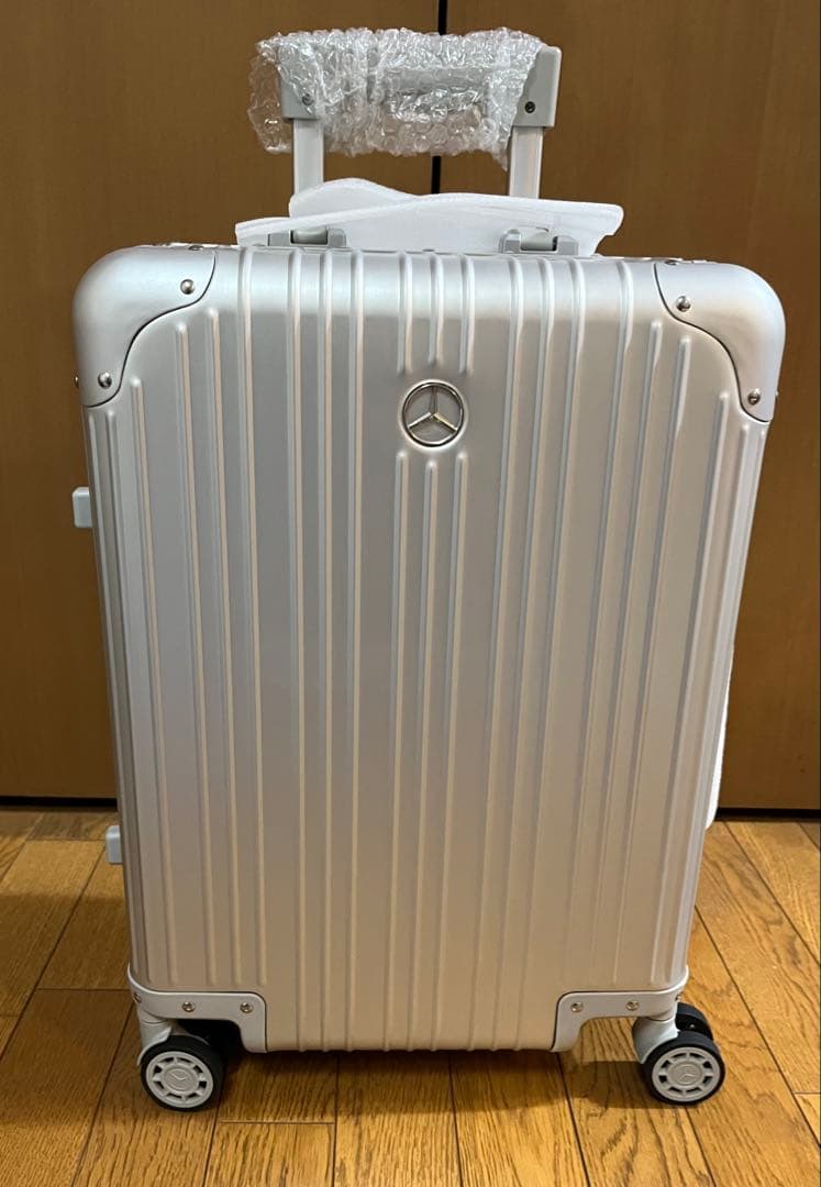 Mercedes-Benz アルミニウムキャリーケース32L