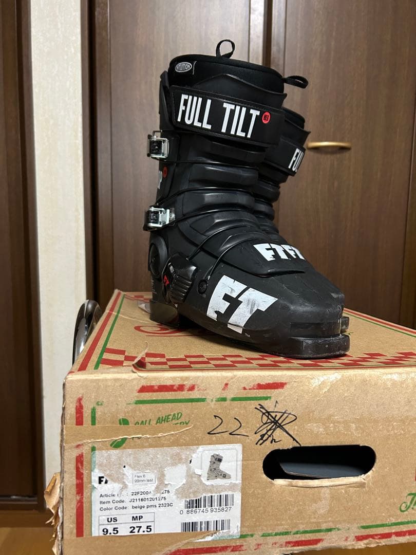 u*6様 FULL TILT フルチルト DROP KICKスキー ブーツ 27
