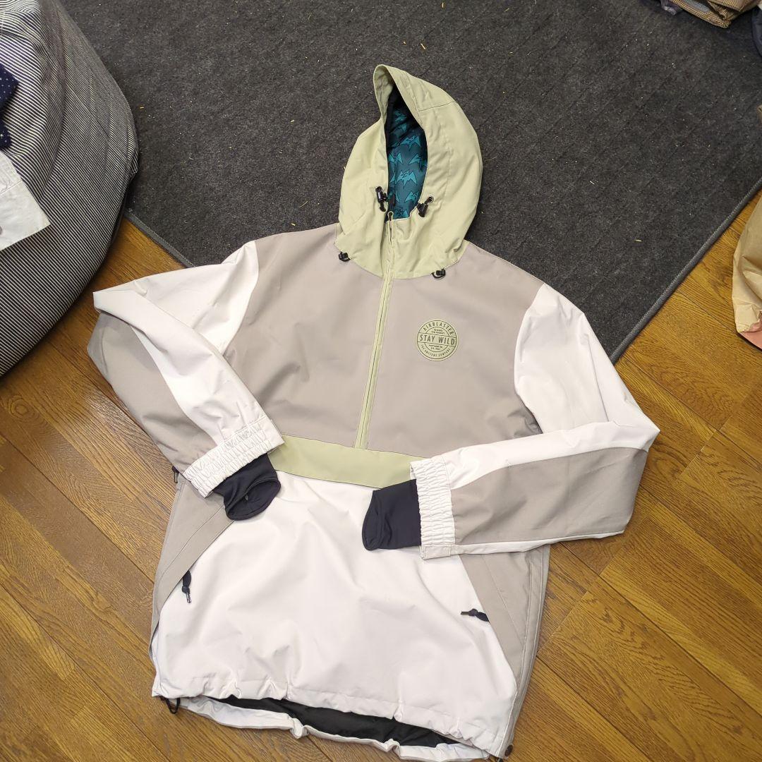 AIRBLASTER スノーボードウェア
