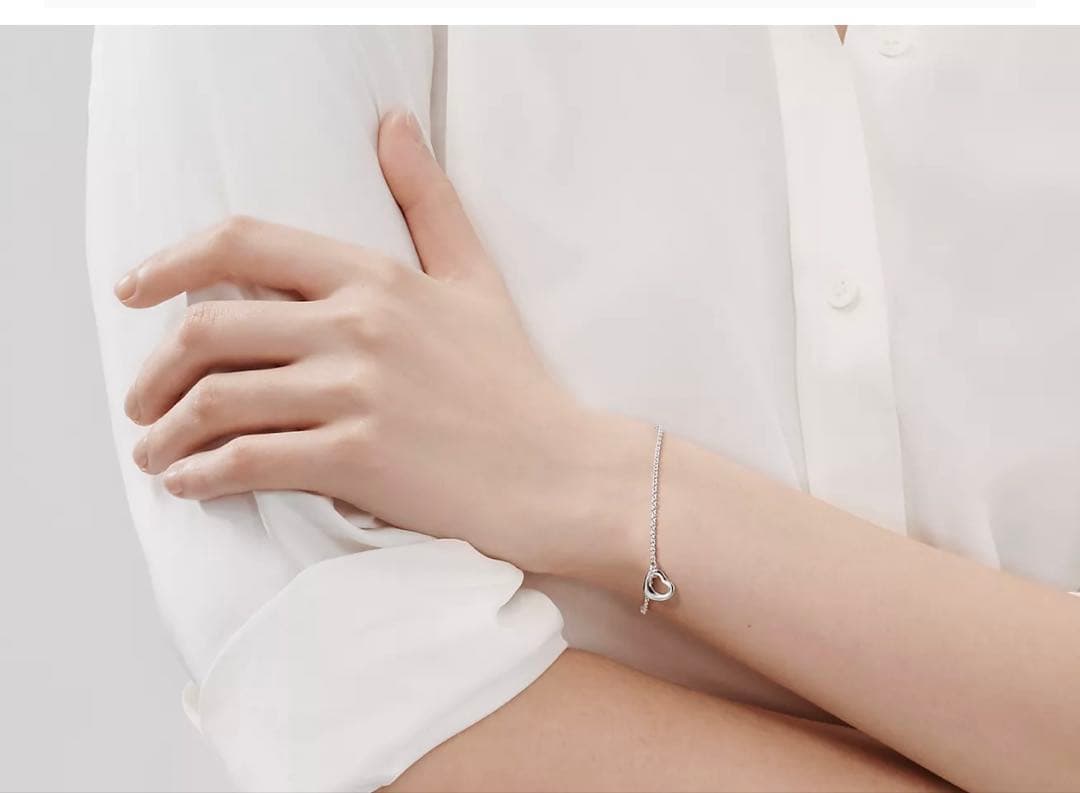 Tiffany & Co. オープンハートブレスレット