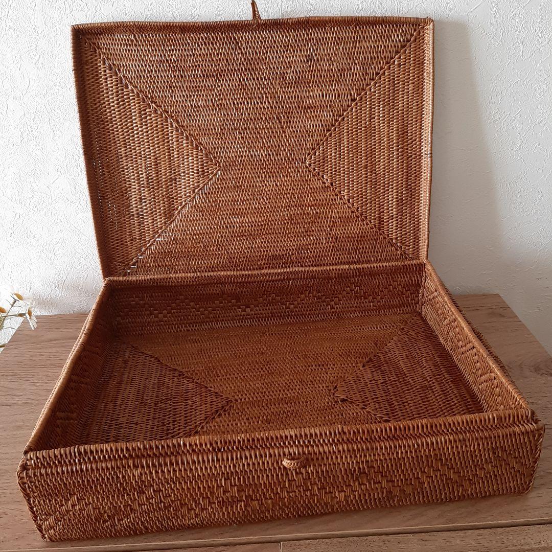 新品アタ製　蓋つきバスケット　ハンドメイド　バリ雑貨
