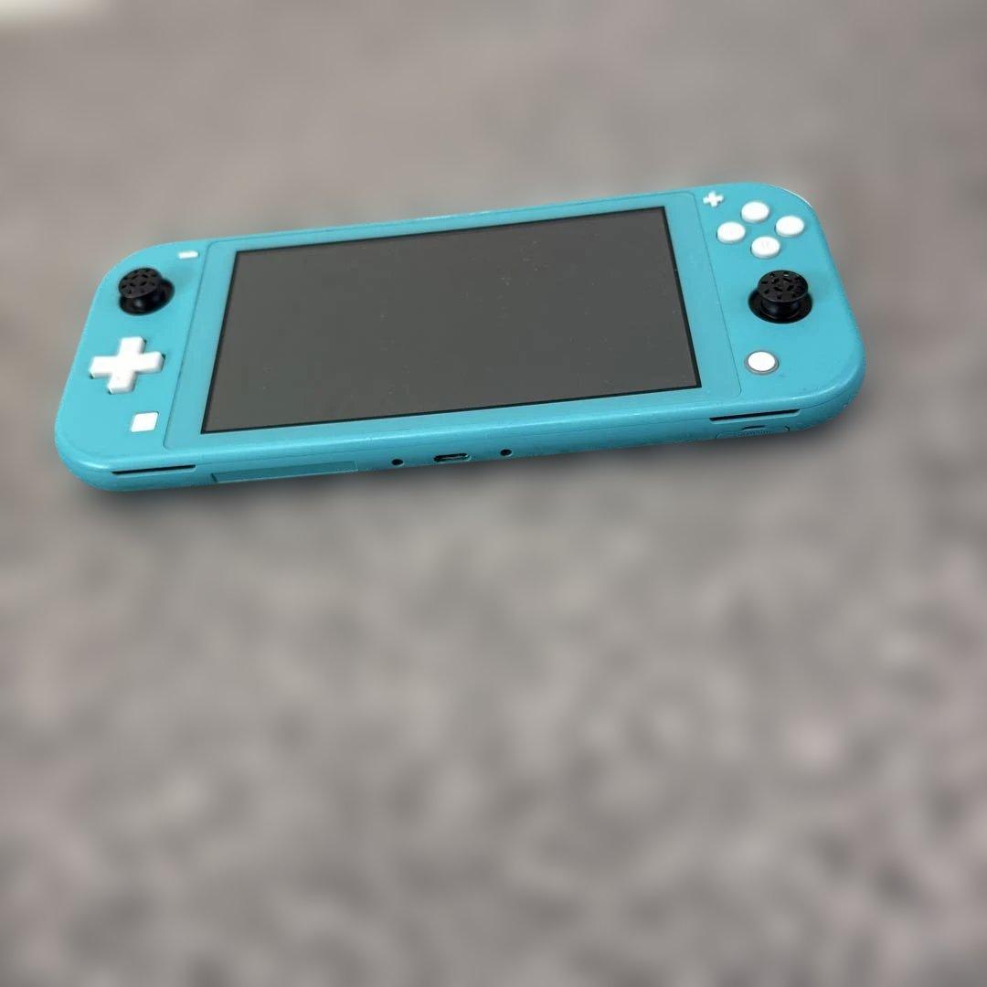ニンテンドー　Switchライト本体　▪︎電源はOK ★ジャンク品
