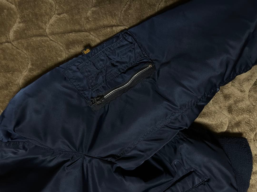ALPHA INDUSTRIES MA-1ジャケット ネイビー