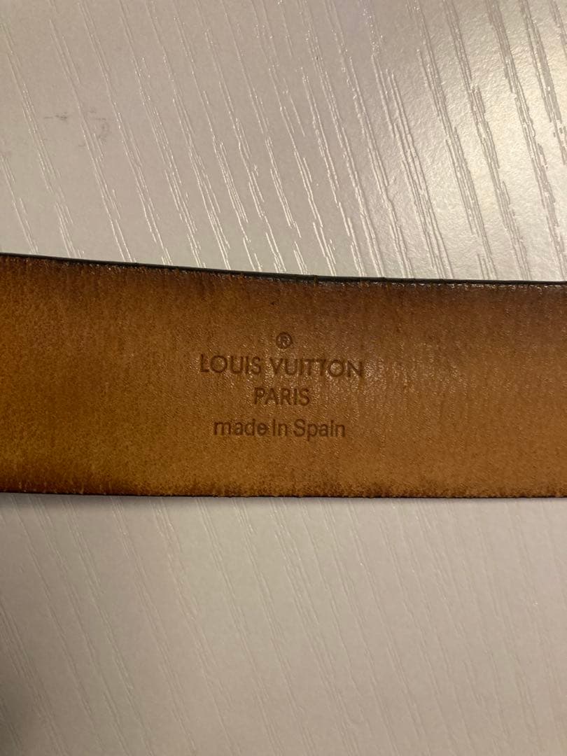 Louis Vuitton ブラックレザーベルト即日発送可能‼️