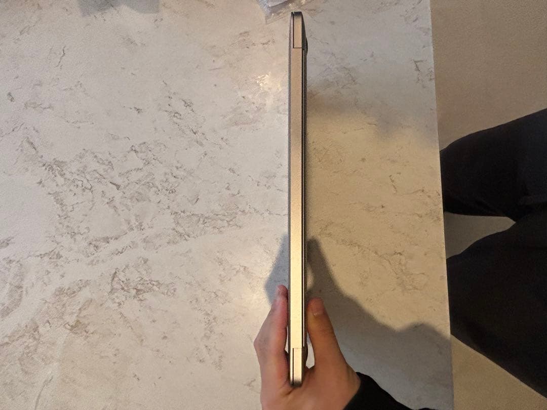 k*a様 MacBook Air M1 13インチ 2020年モデル 8GB 2