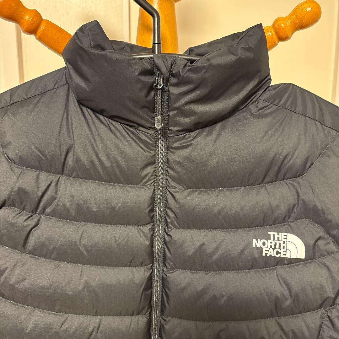 美品⭐︎THE NORTH FACE サンダーラウンドネックライトダウンジャケット