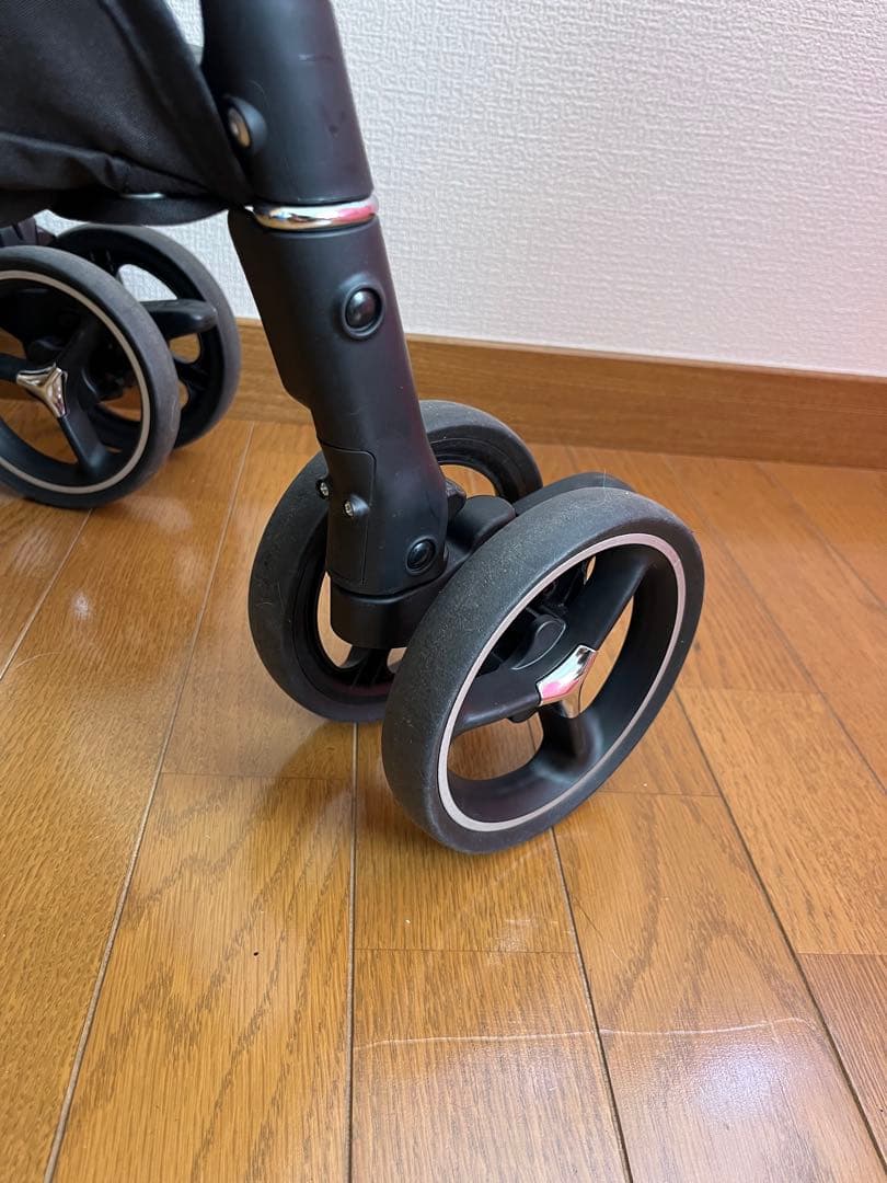 【Rin様限定】Apricaベビーカー　ラクーナクッションフリープラス
