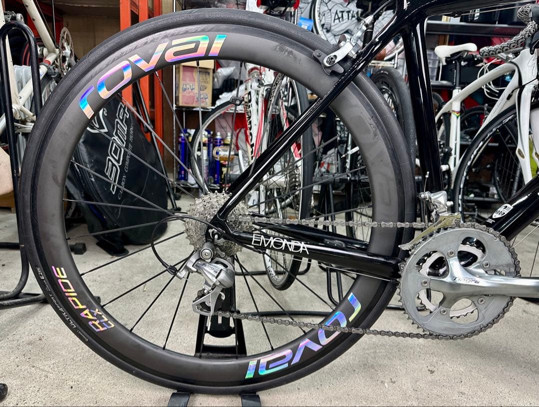 TREKフルカーボンカーボンホイール！基本分解発送送料無料！EMONDA S4