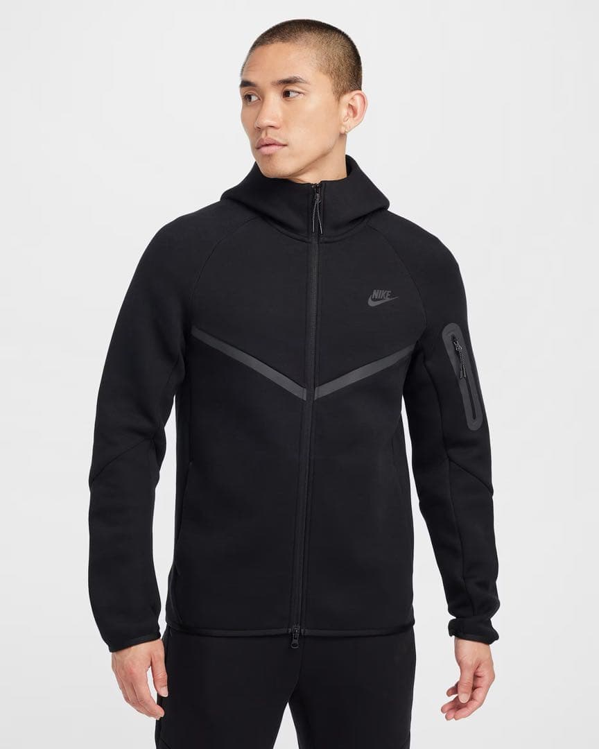 NIKE テックフリース 廃盤品 24時間以内 発送可能