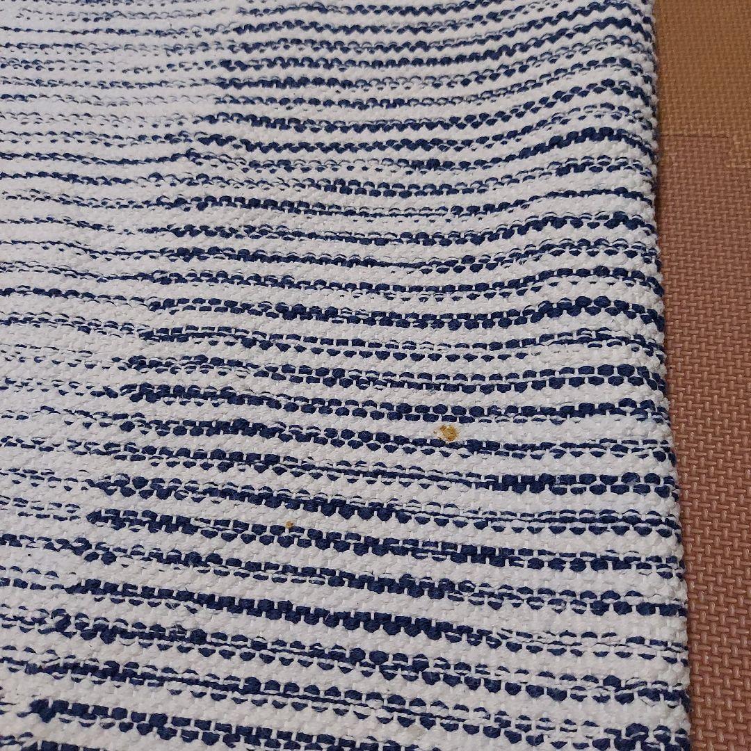ZARA  コットン製 白と紺ストライプラグ 150×200cm