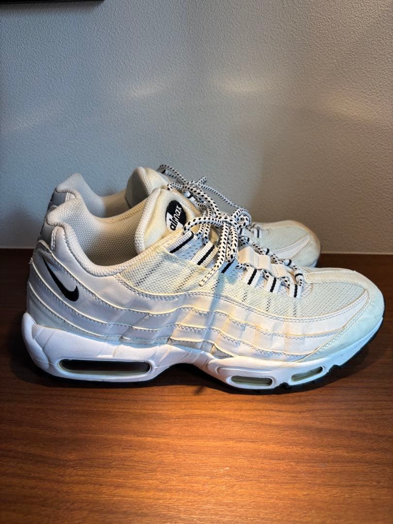 【値下げ】Nike Air Max 95 ホワイト メンズ　スニーカー