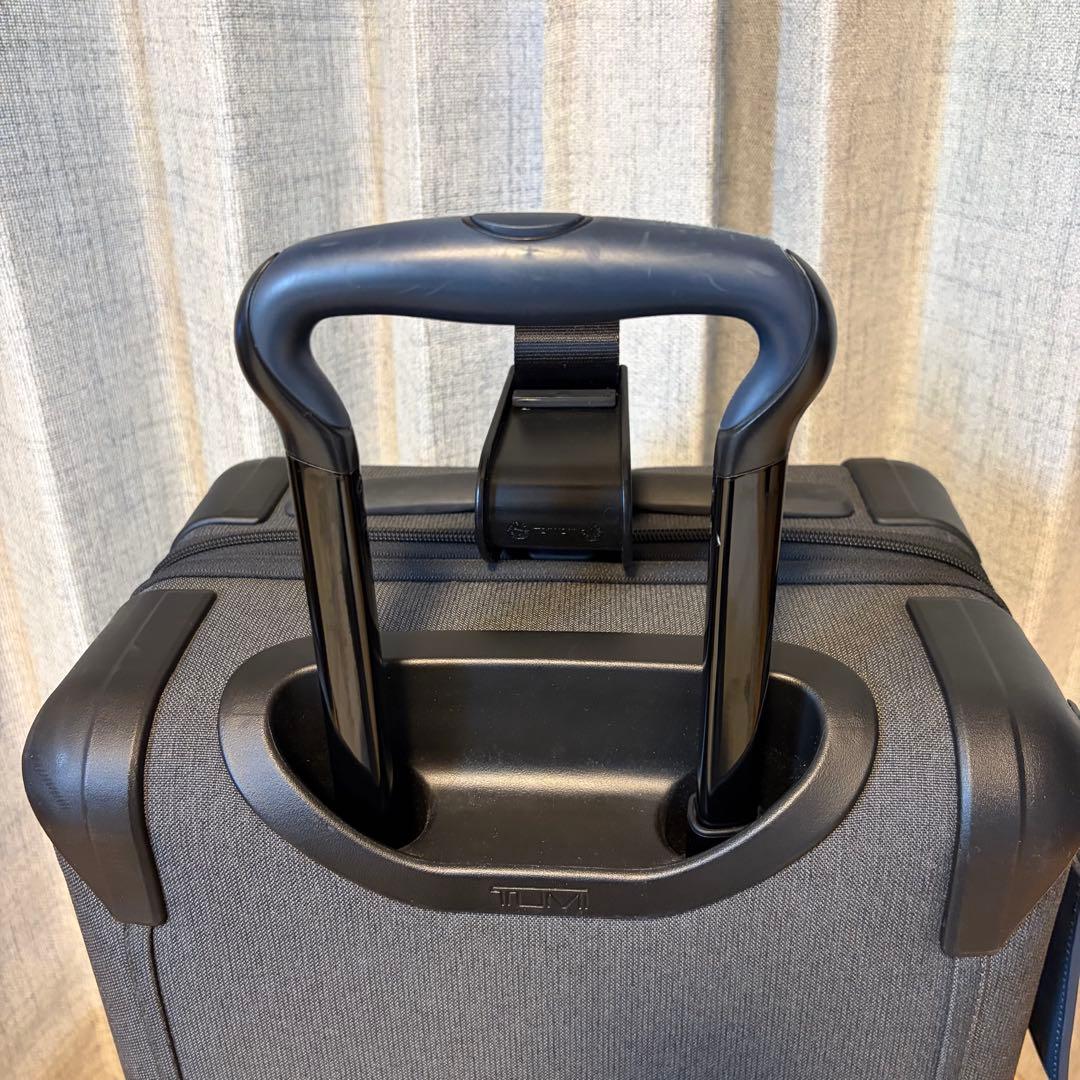 美品　TUMI キャリーケース　4輪 22060na2 エクスパンダブル