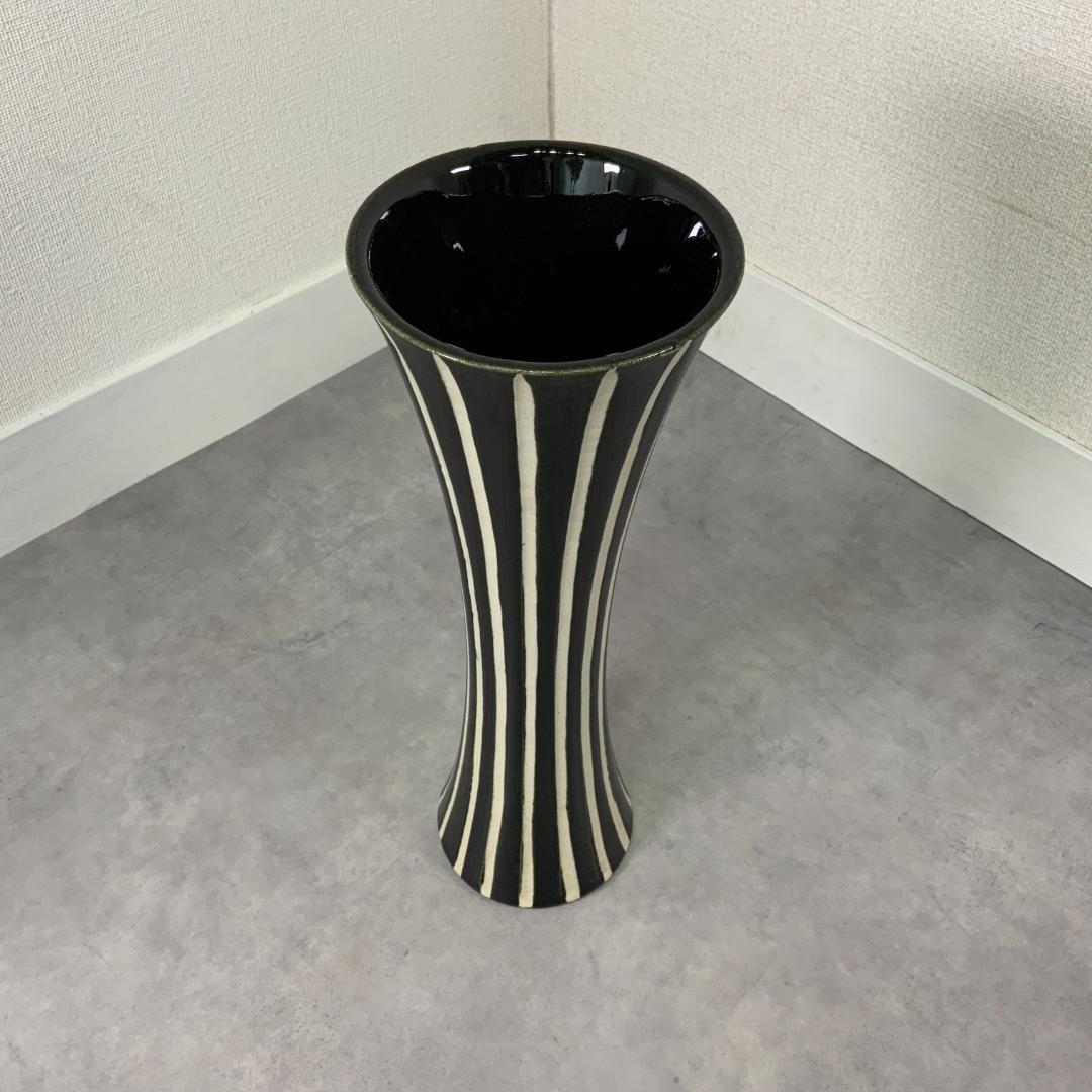 ヴィンテージ 陶器 ベース ストライプ ブラック×ホワイト 花器 花瓶
