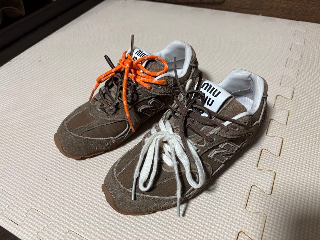 miumiu×New Balance スニーカー 23.5 cm スウェード