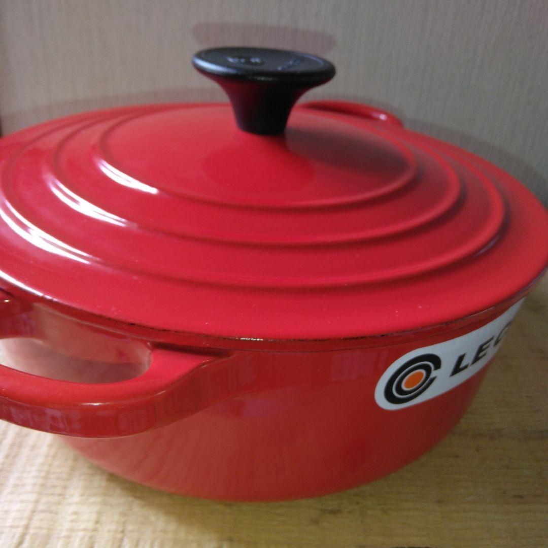 【未使用】ル・クルーゼ LE CREUSET ココット・ロンド18cm レッド系
