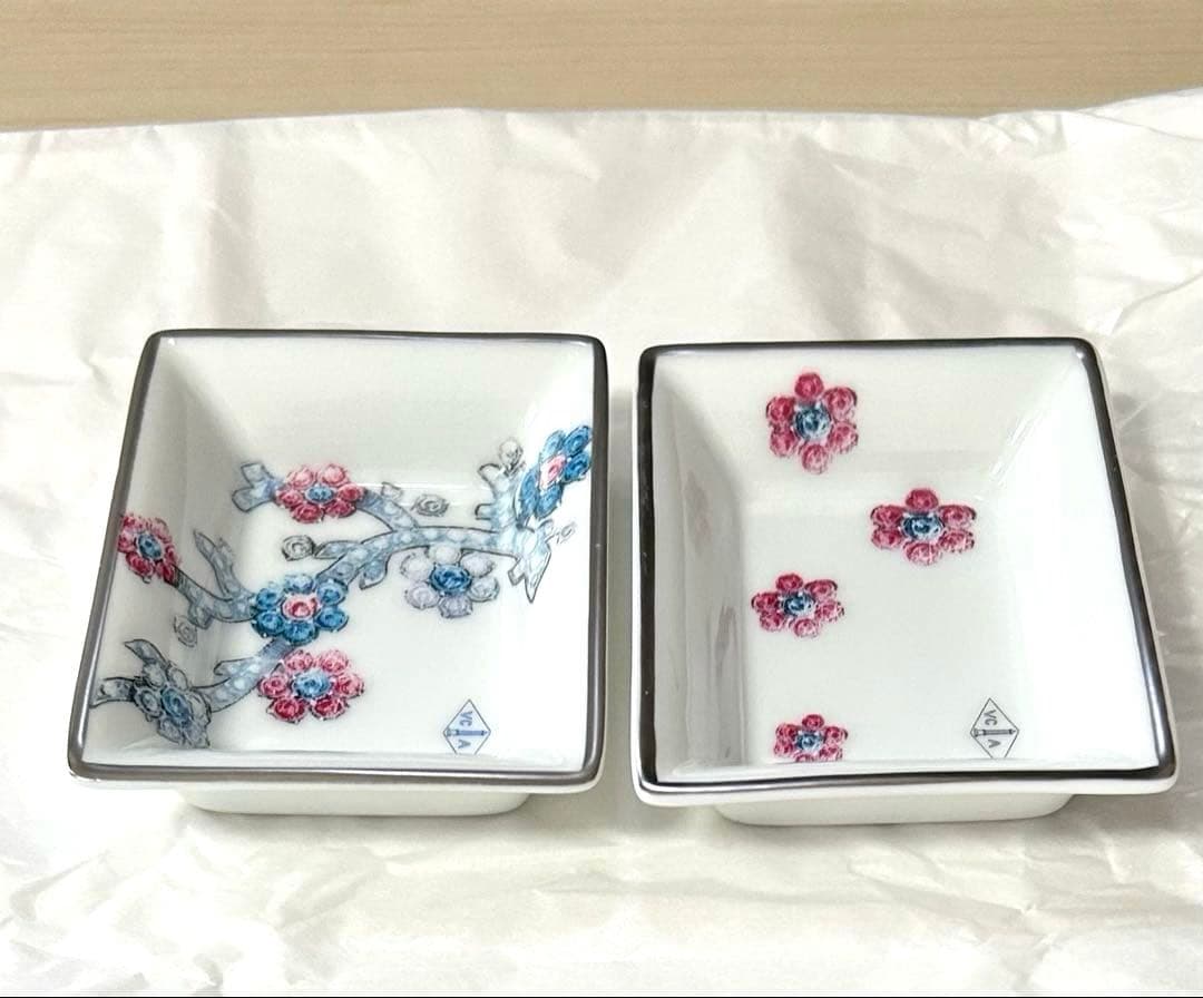 ヴァンクリーフ&アーペル　ミニトレイ　ペア　※美品
