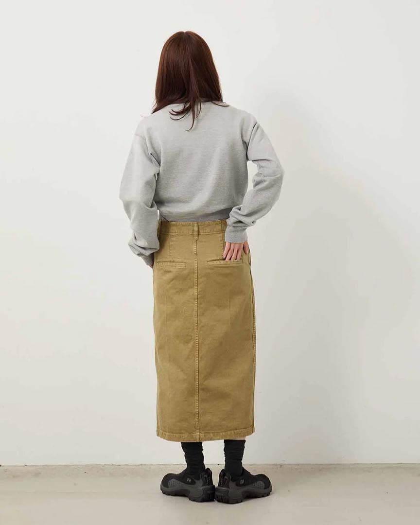 新作●AURALEE オーラリー 25AWチノスカート