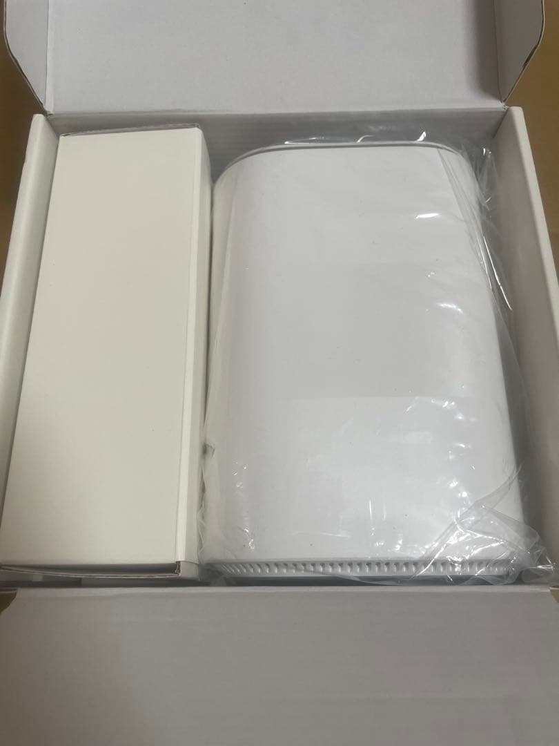 ど*い様 ほぼ未使用美品　Speed Wi-Fi  5G L11
