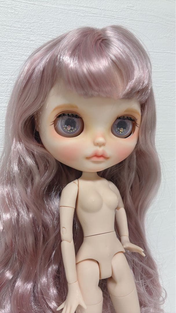 アイシードール　ピンクグレーヘア