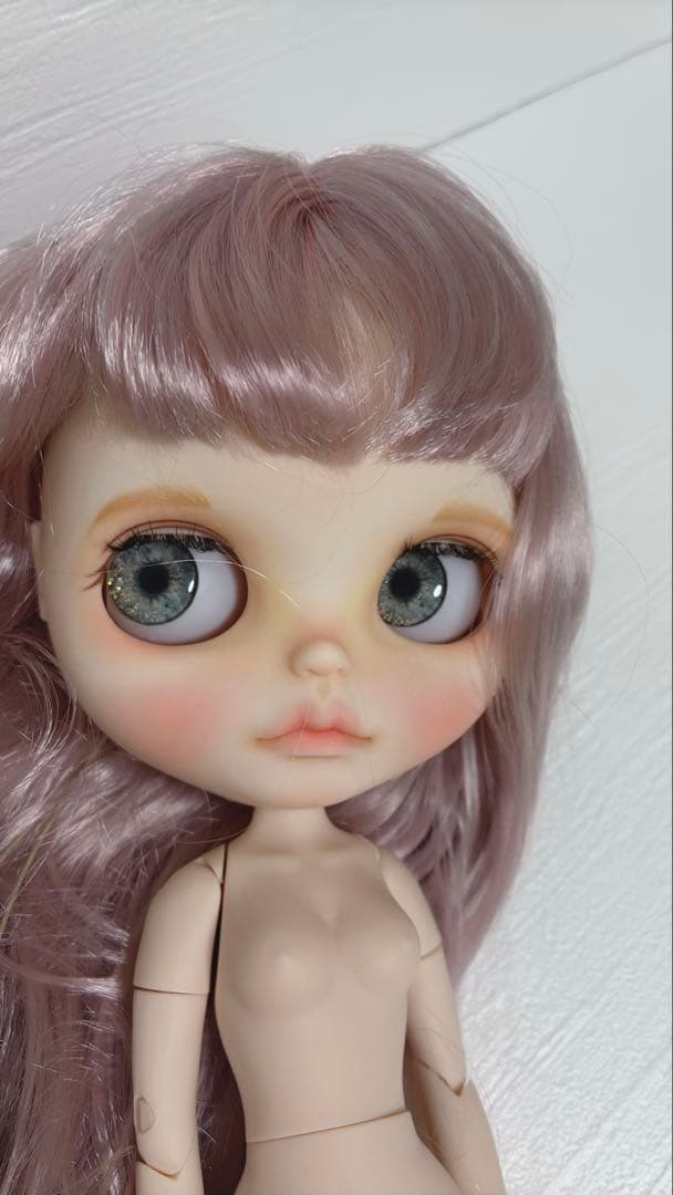 アイシードール　ピンクグレーヘア