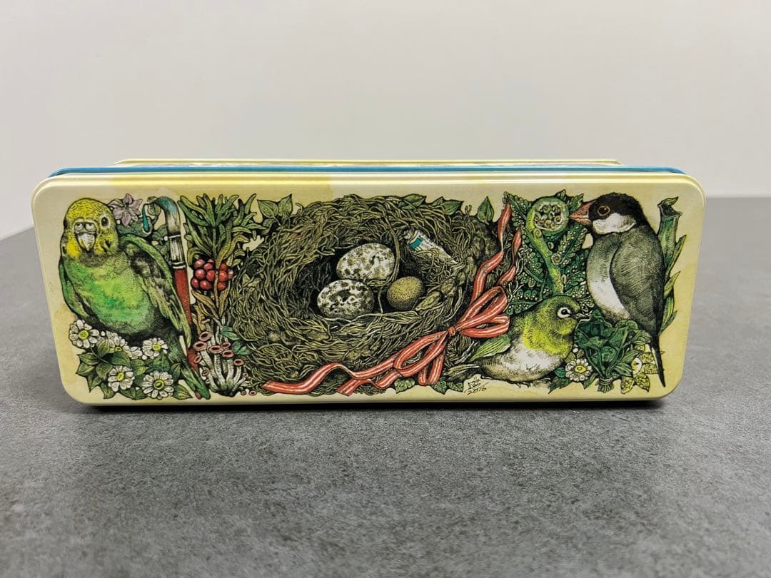 ヒグチユウコ　鳥とウサギのイラスト小物入れ