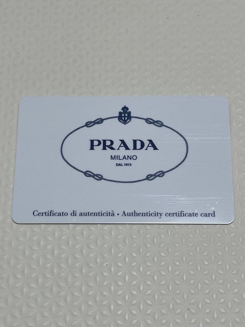 【新品・超美品】PRADA ブラックレザー ケース、カードケース☆箱付き☆