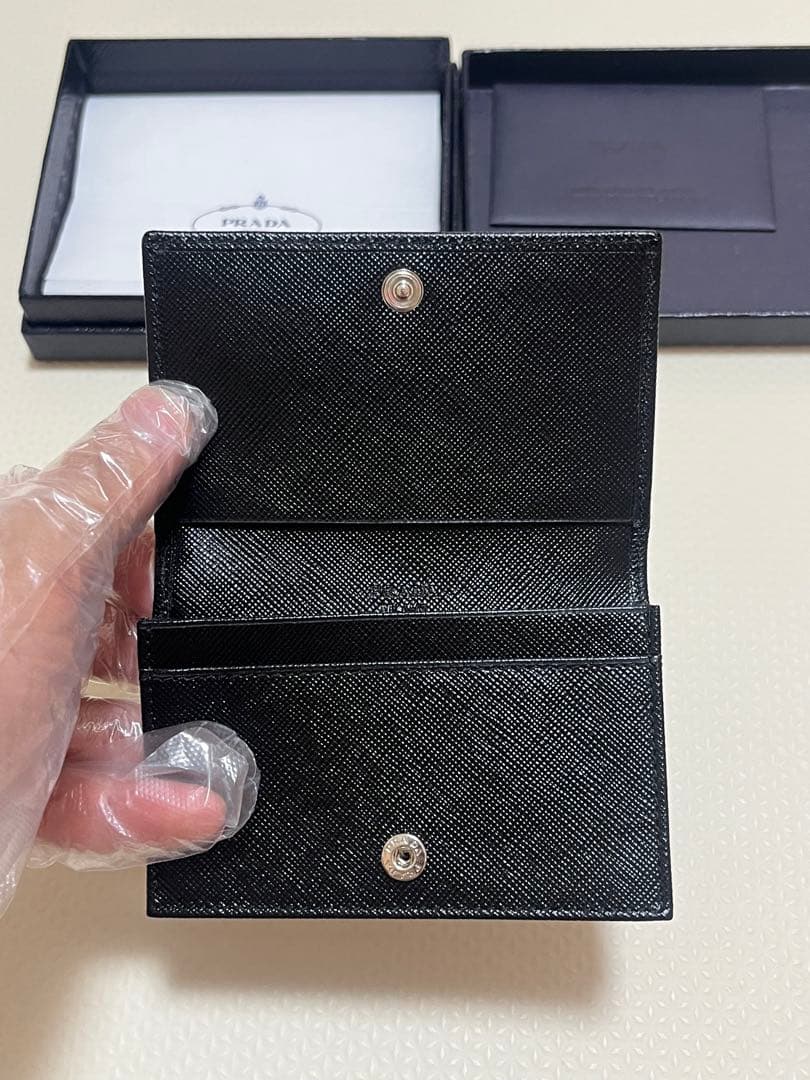 【新品・超美品】PRADA ブラックレザー ケース、カードケース☆箱付き☆