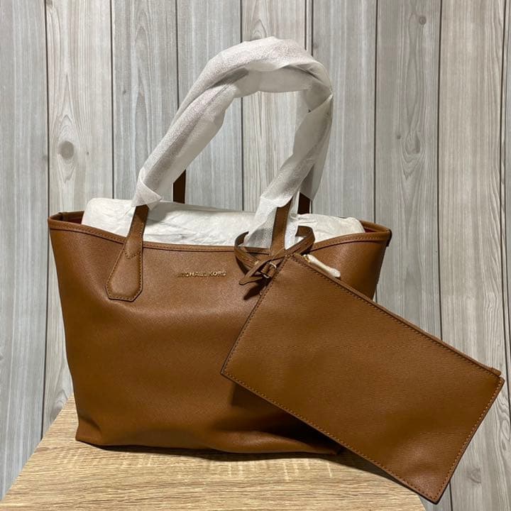 未使用❤︎ MICHAEL KORS マイケルコース トートバッグ　ポーチ付き